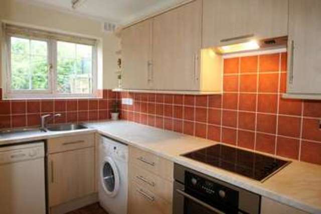  Image of 2 bedroom Detached house to rent in Brandy Way Sutton SM2 at Sutton, SM2 6SE