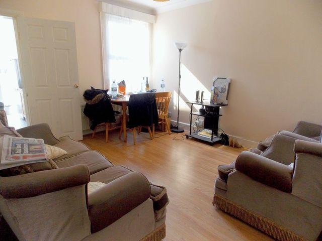  Image of 1 bedroom Property to rent in Bridge Road Cowley Uxbridge UB8 at Bridge Road  Uxbridge, UB8 2QN