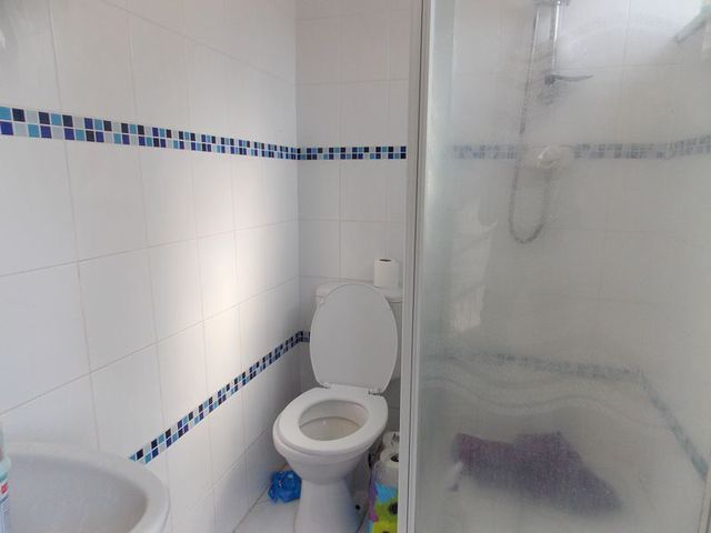  Image of 1 bedroom Property to rent in Bridge Road Cowley Uxbridge UB8 at Bridge Road  Uxbridge, UB8 2QN