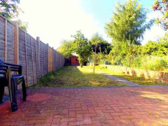  Image of 1 bedroom Property to rent in Bridge Road Cowley Uxbridge UB8 at Bridge Road  Uxbridge, UB8 2QW