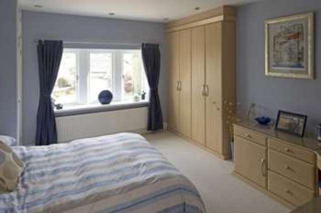  Image of 5 bedroom Detached house for sale in Bridle Stile Lane Queensbury Bradford BD13 at Queensbury Bradford Queensbury, BD13 1NW