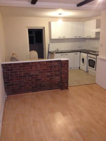  Image of 3 bedroom Terraced house to rent in Brierley Avenue London N9 at Edmonton, N9 8PR