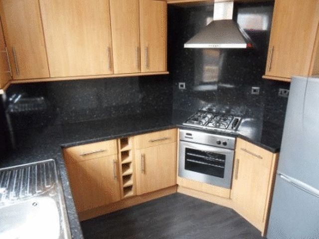 Image of 2 bedroom Terraced house to rent in Briggs Avenue Castleford WF10 at Briggs Avenue  Castleford, WF10 5BB