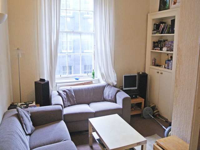  Image of 1 bedroom Flat to rent in Brighton Street Edinburgh EH1 at City Centre Edinburgh Edinburgh, EH1 1HD