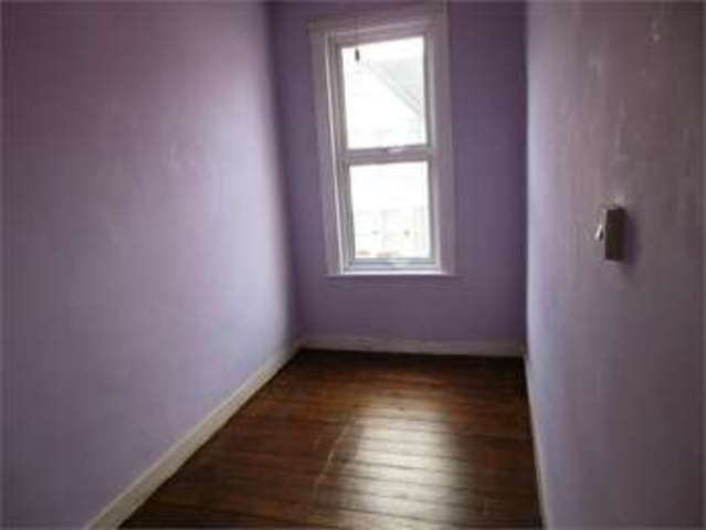 Image of 3 bedroom Terraced house for sale in Brightwell Avenue Westcliff-on-Sea SS0 at Brightwell Avenue Westcliff on sea Prittlewell, SS0 9EH