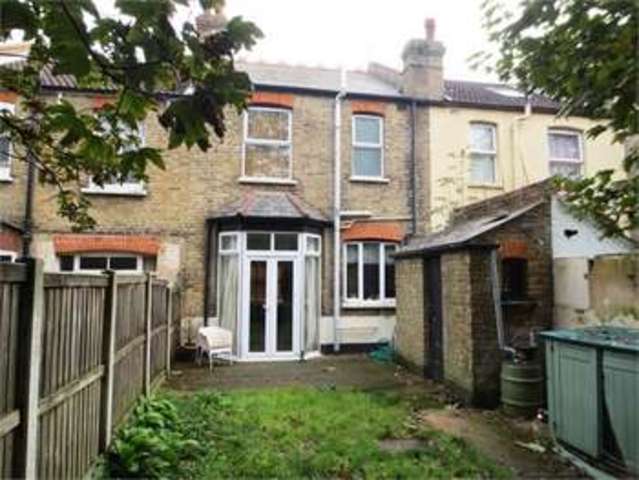  Image of 3 bedroom Terraced house for sale in Brightwell Avenue Westcliff-on-Sea SS0 at Brightwell Avenue Westcliff on sea Prittlewell, SS0 9EQ