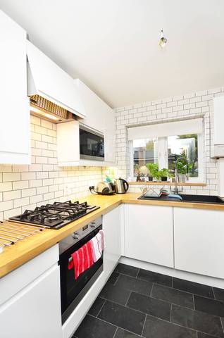  Image of 1 bedroom Flat for sale in Brinkworth Way Trowbridge Road London E9 at Brinkworth Way  Hackney Wick, E9 5LE