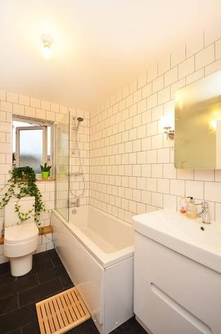  Image of 1 bedroom Flat for sale in Brinkworth Way Trowbridge Road London E9 at Brinkworth Way  Hackney Wick, E9 5LE