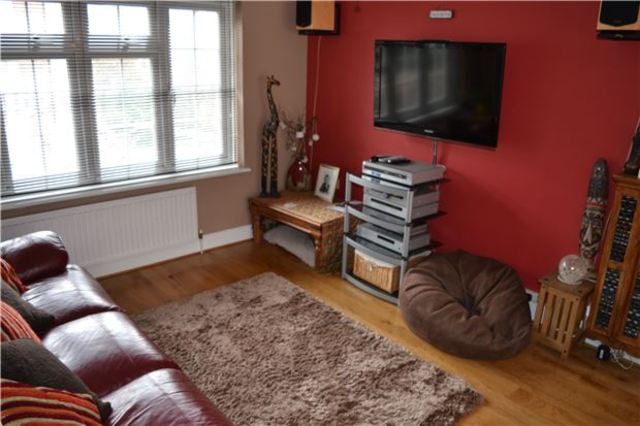  Image of 4 bedroom Town House for sale in Brittany Mews Brittany Road St. Leonards-on-Sea TN38 at Brittany Road  East Sussex, TN38 0YU