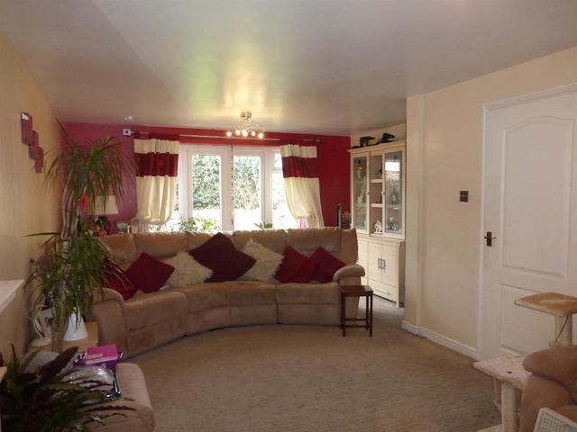 Image of 4 bedroom Detached house for sale in Broadwaters Road Lowestoft NR33 at Broadwaters Road  Lowestoft, NR33 9HY