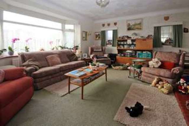  Image of 3 bedroom Chalet for sale in Broadway Southbourne Bournemouth BH6 at Broadway Hengistbury Head Bournemouth, BH6 4EF