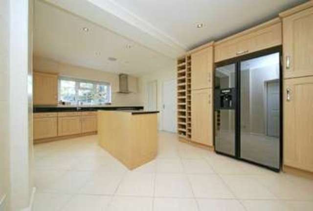  Image of 4 bedroom Detached house for sale in Broadwood Avenue Ruislip HA4 at Ruislip, HA4 7XS