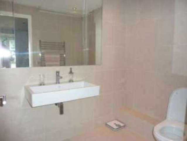  Image of 2 bedroom Apartment for sale in Brompton Park Crescent London SW6 at Fulham Fulham London, SW6 1SX