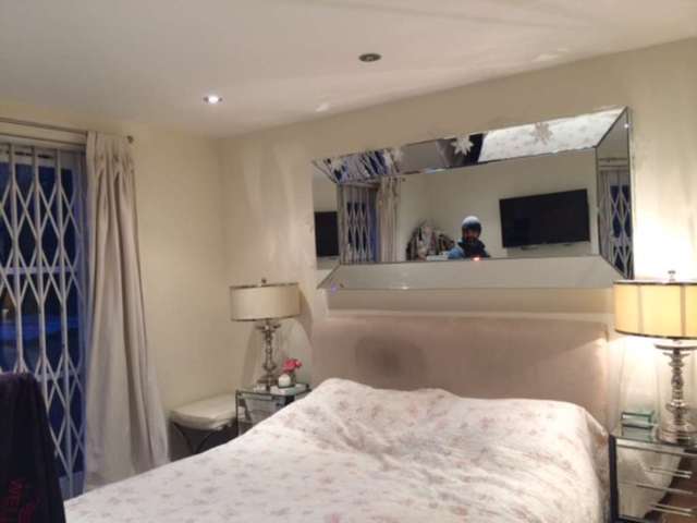  Image of 1 bedroom Apartment to rent in Brompton Park Crescent London SW6 at Brompton Park Crescent Fulham London, SW6 1SN