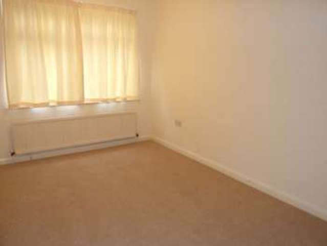  Image of 5 bedroom Detached house for sale in Brookfield Avenue Loughborough LE11 at Brookfield Avenue  Loughborough, LE11 3LN