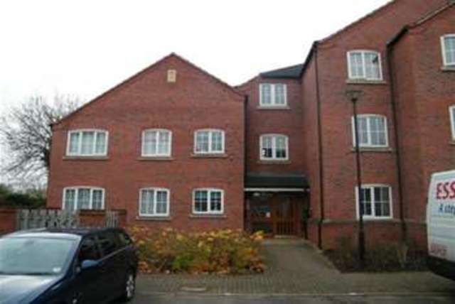  Image of 2 bedroom Flat to rent in Brookfield Court Alcester Road Stratford-upon-Avon CV37 at Stratford Upon Avon, CV37 9DE