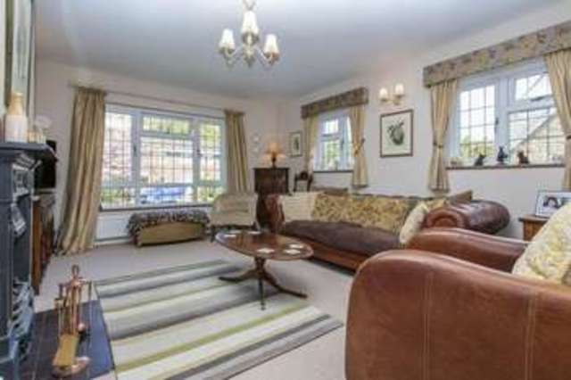  Image of 3 bedroom Detached house for sale in Brookside Road Bedhampton Havant PO9 at Brookside Road Old Bedhampton Havant, PO9 3JL