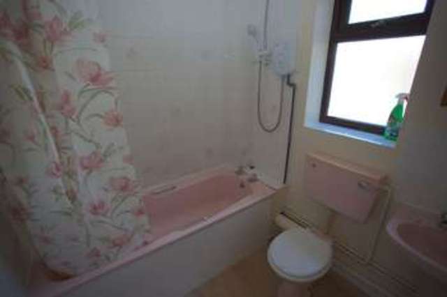  Image of 1 bedroom Flat to rent in Broom Close Littleport Ely CB6 at Broom Close  Littleport, CB6 1HX