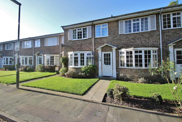  Image of 3 bedroom Terraced house for sale in Broomhall End Horsell Woking GU21 at Horsell Surrey Horsell, GU21 4AW