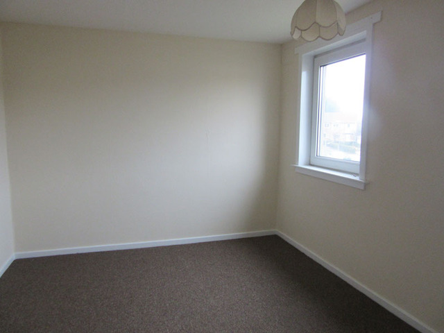  Image of 2 bedroom Semi-Detached house to rent in Broomhall Gardens Edinburgh EH12 at Corstorphine Edinburgh Edinburgh, EH12 7QA
