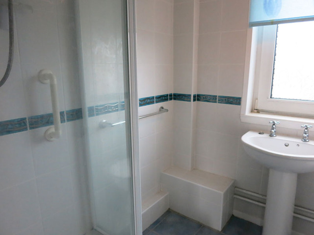  Image of 2 bedroom Semi-Detached house to rent in Broomhall Gardens Edinburgh EH12 at Corstorphine Edinburgh Edinburgh, EH12 7QA