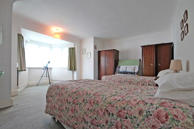  Image of 5 bedroom Detached house for sale in Browning Avenue Pokesdown Bournemouth BH5 at Browning Avenue Boscombe Manor Bournemouth, BH5 1NS