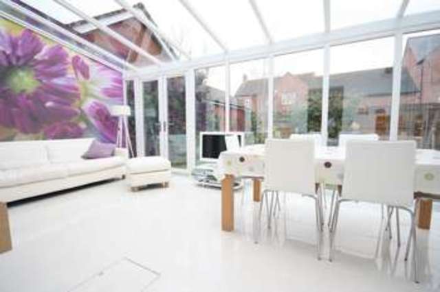  Image of 3 bedroom Detached house for sale in Browning Close Stratford-upon-Avon CV37 at Browning Close  Stratford upon Avon, CV37 7PF