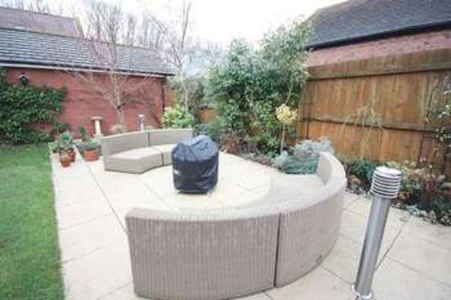  Image of 3 bedroom Detached house for sale in Browning Close Stratford-upon-Avon CV37 at Browning Close  Stratford upon Avon, CV37 7PF