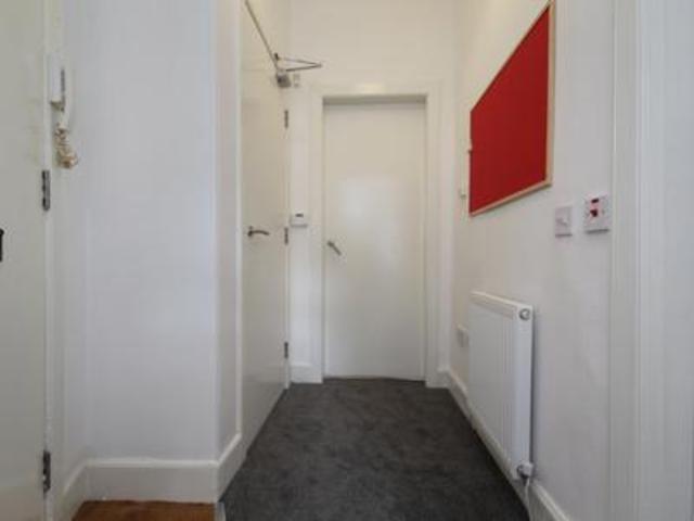  Image of 1 bedroom Flat to rent in Bruce Street Stirling FK8 at Stirling  Stirling, FK8 1PB
