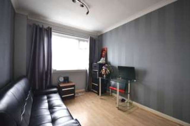  Image of 4 bedroom Detached house for sale in Brunel Road Starcross Exeter EX6 at Brunel Road  Exminster, EX6 8QJ