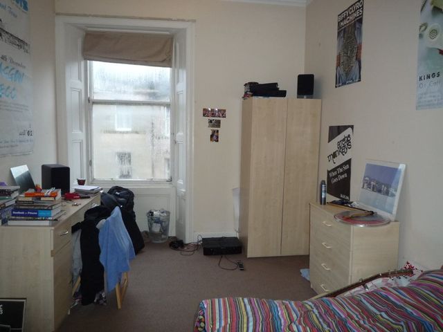  Image of 4 bedroom Flat to rent in Bruntsfield Gardens Edinburgh EH10 at Bruntsfield Edinburgh Edinburgh, EH10 4DY