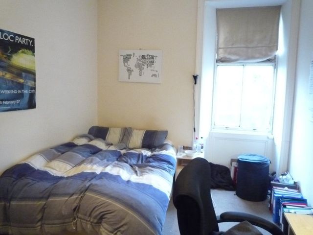  Image of 4 bedroom Flat to rent in Bruntsfield Gardens Edinburgh EH10 at Bruntsfield Edinburgh Edinburgh, EH10 4DY