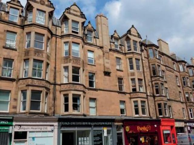  Image of 3 bedroom Flat to rent in Bruntsfield Place Edinburgh EH10 at Bruntsfield Edinburgh Edinburgh, EH10 4ER