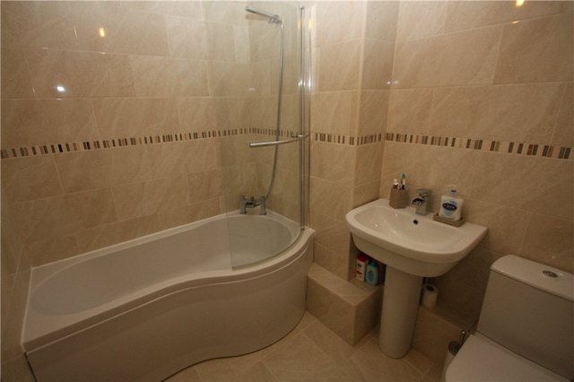  Image of 2 bedroom Apartment for sale in Brushfield Way Knaphill Woking GU21 at Knaphill Woking Knaphill, GU21 2TG