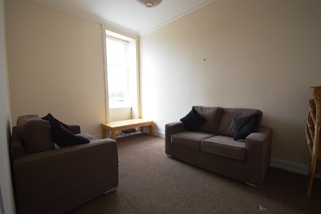  Image of 4 bedroom Flat to rent in Buccleuch Street Edinburgh EH8 at South Side Edinburgh Edinburgh, EH8 9LS