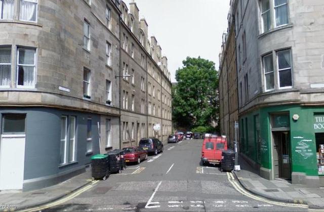  Image of 1 bedroom Flat to rent in Buccleuch Terrace Edinburgh EH8 at Meadows Edinburgh Edinburgh, EH8 9ND