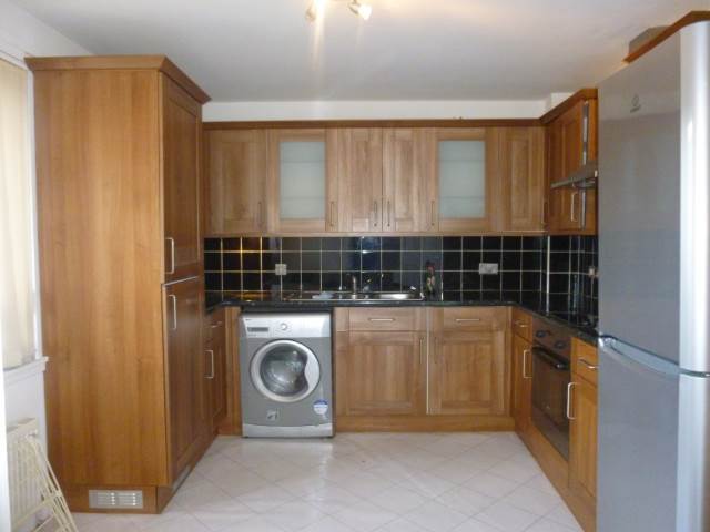  Image of 3 bedroom Flat to rent in Buchanan Street Edinburgh EH6 at Leith Walk Edinburgh Edinburgh, EH6 8SN