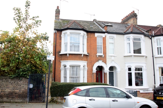  Image of 3 bedroom End of Terrace for sale in Bucharest Road London SW18 at Bucharest Road  London, SW18 3AS