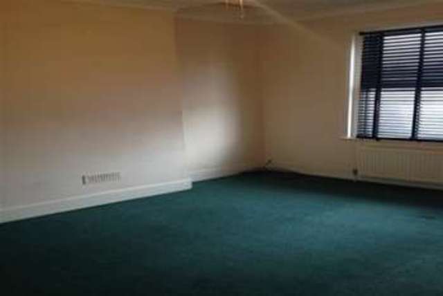  Image of 2 bedroom Detached house to rent in Buckingham Road Margate CT9 at Margate, CT9 5SR