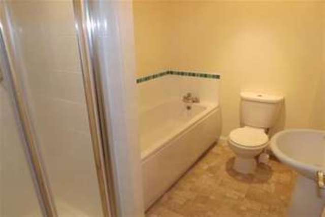  Image of 4 bedroom Detached house to rent in Buckingham Road Conisbrough Doncaster DN12 at Doncaster, DN12 3DG