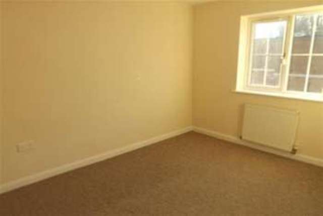  Image of 4 bedroom Detached house to rent in Buckingham Road Conisbrough Doncaster DN12 at Doncaster, DN12 3DG