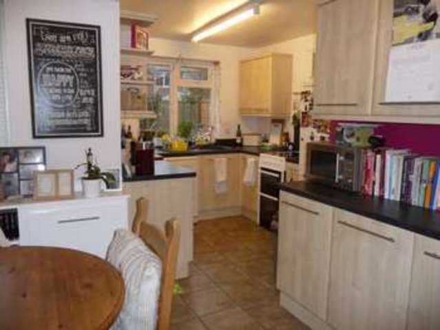  Image of 3 bedroom Semi-Detached house to rent in Burbage Avenue Stratford-upon-Avon CV37 at Burbage Avenue  Stratford upon Avon, CV37 0DU