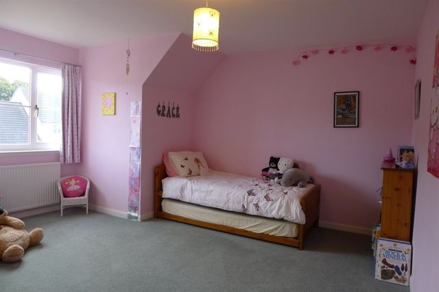  Image of 4 bedroom Detached house to rent in Burnbank Meadows Kinross KY13 at Kinross Perthshire Perthshire, KY13 8GE