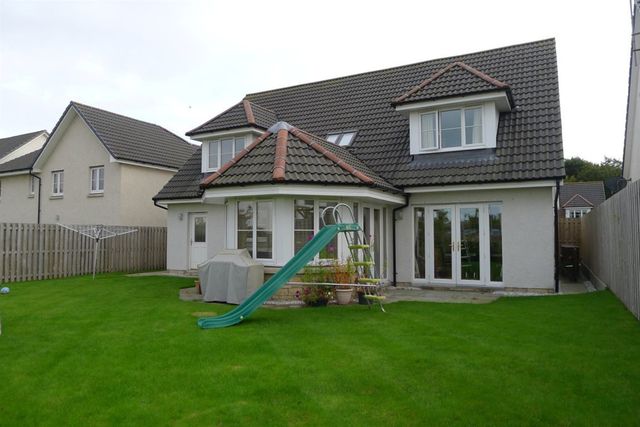  Image of 4 bedroom Detached house to rent in Burnbank Meadows Kinross KY13 at Kinross Perthshire Perthshire, KY13 8GE