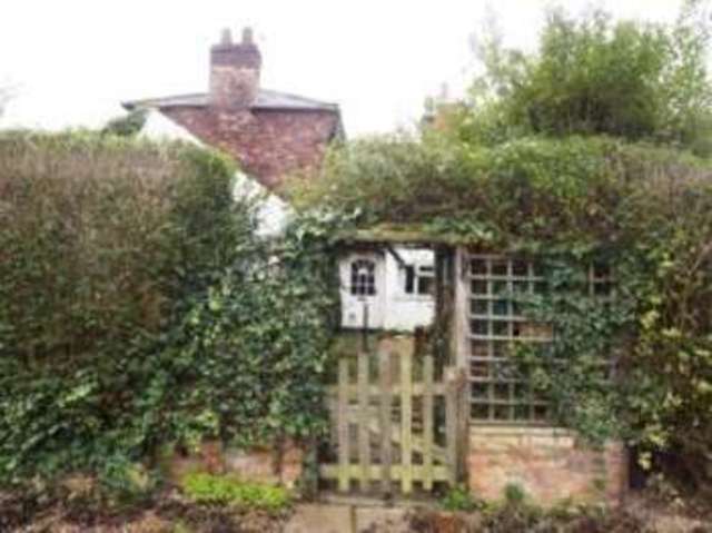  Image of 3 bedroom Semi-Detached house for sale in Burnham Road Epworth Doncaster DN9 at Epworth Doncaster Epworth, DN9 1BU