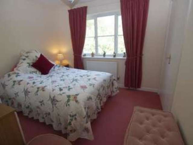  Image of 3 bedroom Detached house for sale in Burnside Avenue Chapel-En-Le-Frith High Peak SK23 at Chapel-en-le-Frith  High Peak, SK23 0BA