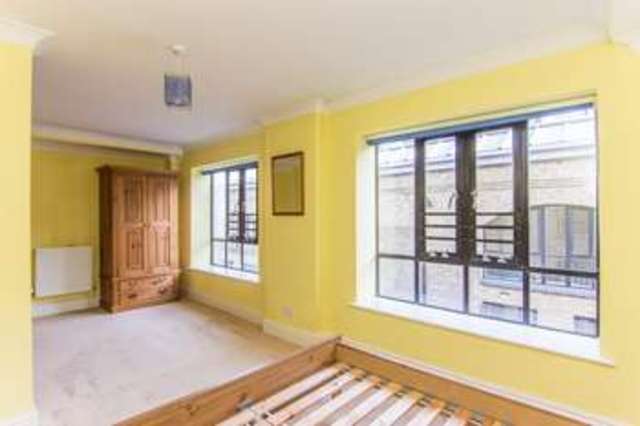  Image of 2 bedroom Flat for sale in Burrells Wharf Square London E14 at Slipway House  Docklands, E14 3TD