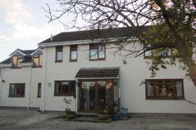  Image of 5 bedroom Detached house for sale in Burtle Road Burtle Bridgwater TA7 at Bridgwater, TA7 8NB