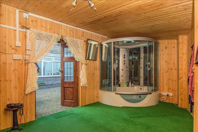  Image of 5 bedroom Detached house for sale in Burton Street Lowestoft NR32 at Burton Street  Lowestoft, NR32 1TR