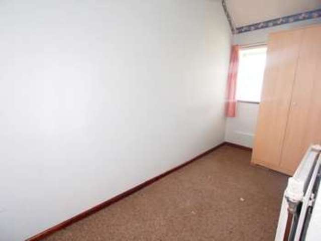  Image of 2 bedroom Terraced house for sale in Buxton Road Chapel-En-Le-Frith High Peak SK23 at Chapel-en-le-Frith  High Peak, SK23 0PJ